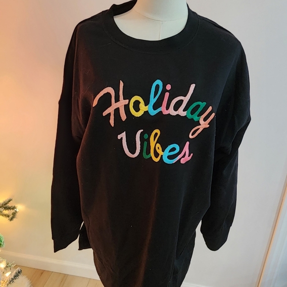 Holiday vibes Sweatshirt - Picture 4 of 5